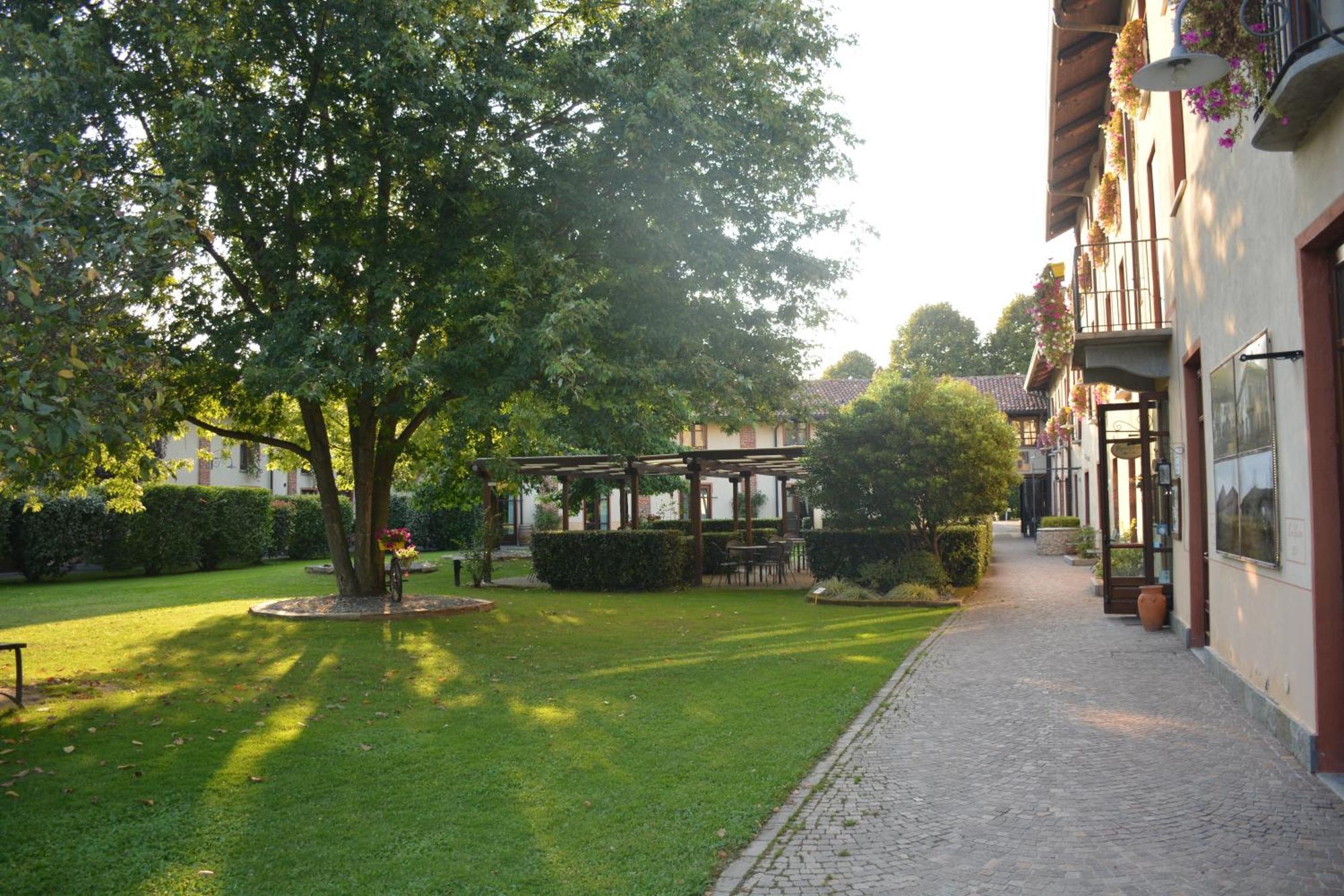 Romantic Hotel Furno San Francesco al Campo Exterior foto